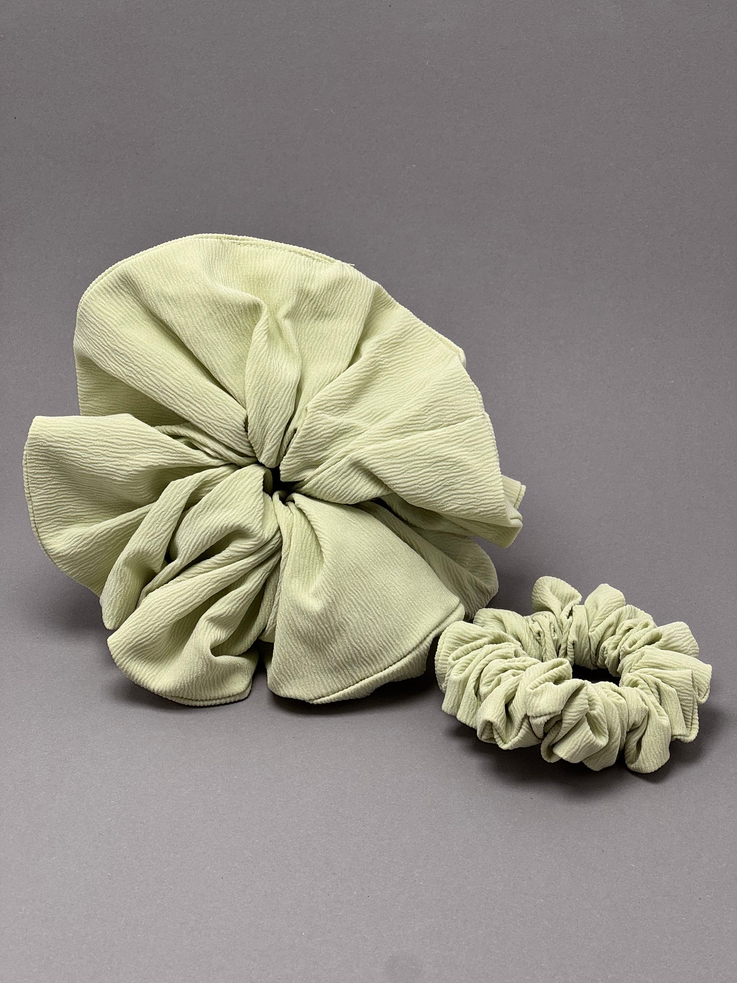 Barcelona scrunchie oversize and mini